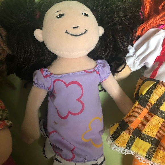 Dolls lot - Picture 4 of 7